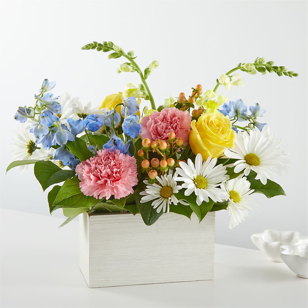Sun Salutation Box Bouquet – Flowersusa.net, Tontitown AR