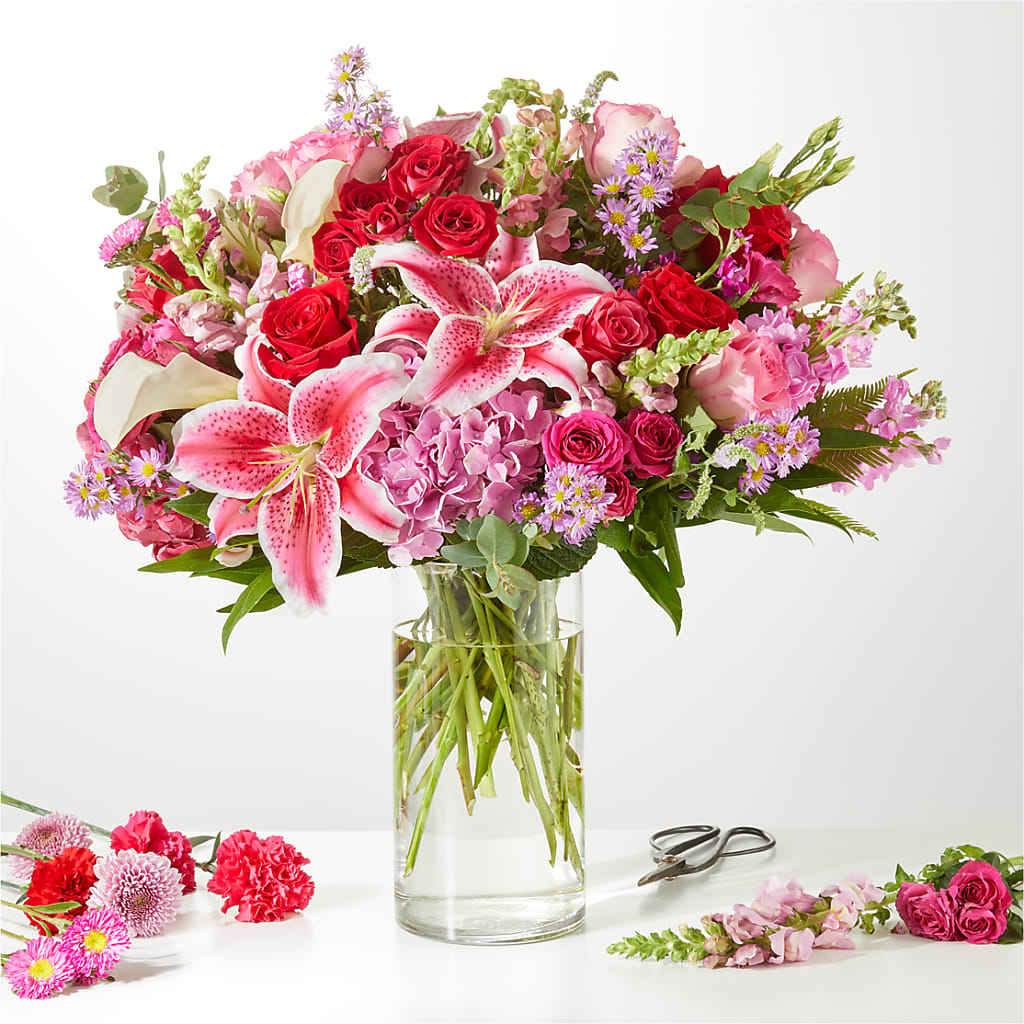 Swooning Over You - A Luxury Florist Original – Flowersusa.net, Tontitown AR