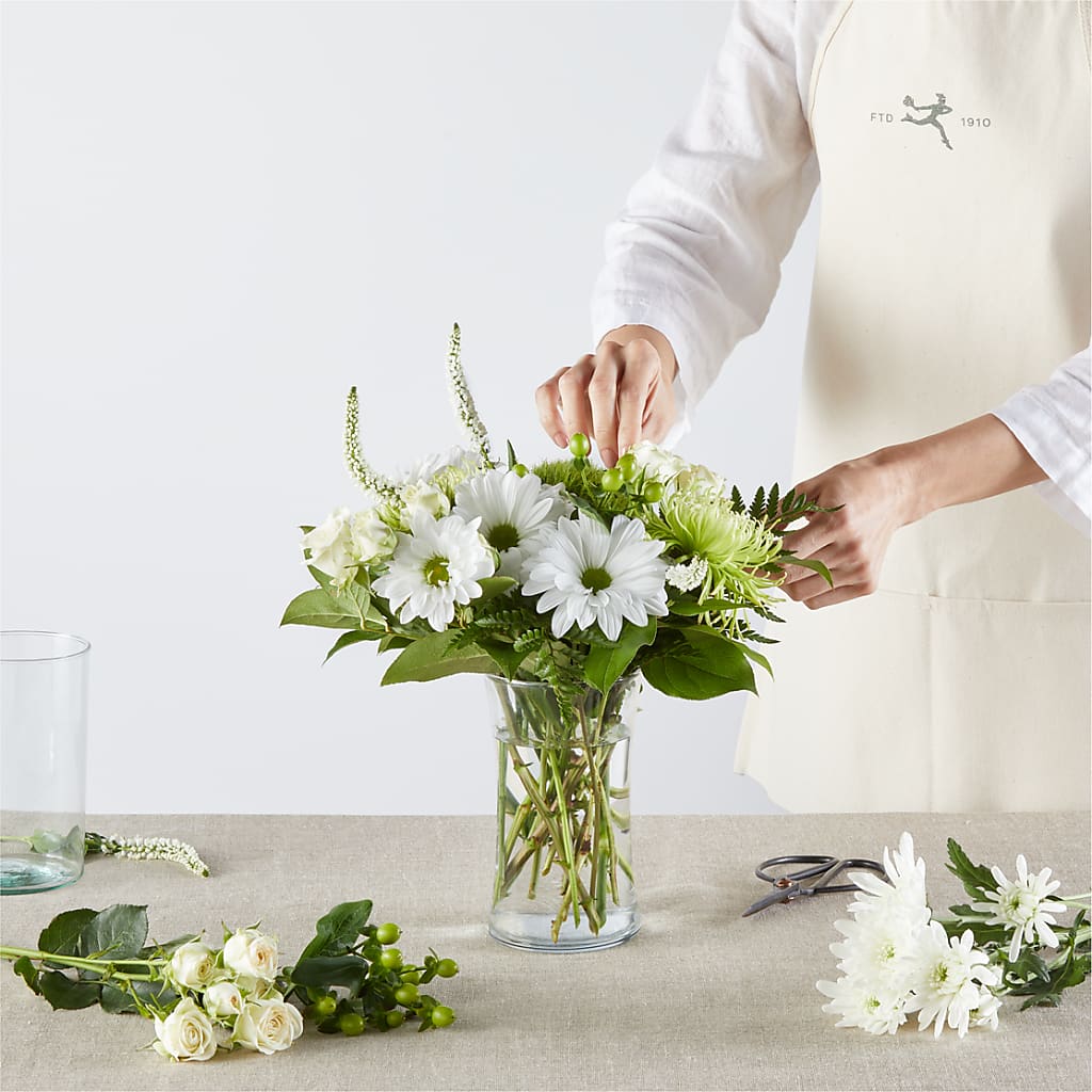 Irish Garden - A Florist Original – Flowersusa.net, Tontitown AR