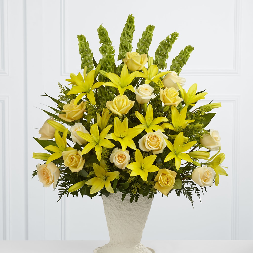 Golden Memories Arrangement – Flowersusa.net, Tontitown AR