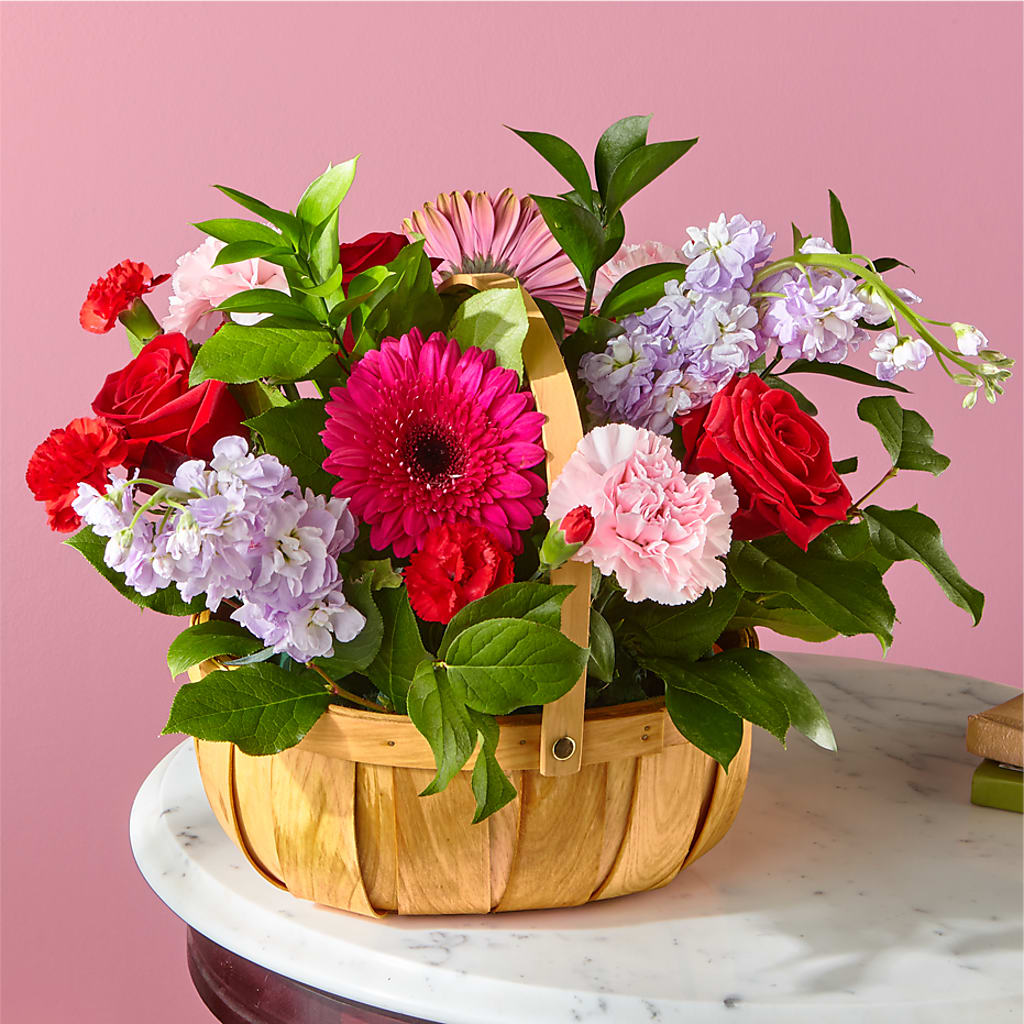 Pink Picnic Basket – Flowersusa.net, Tontitown AR
