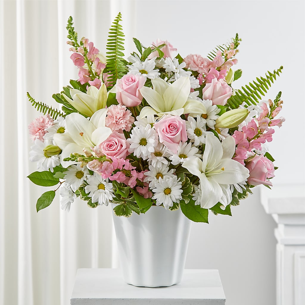Soft Touch Tabletop Basket – Flowersusa.net, Tontitown AR