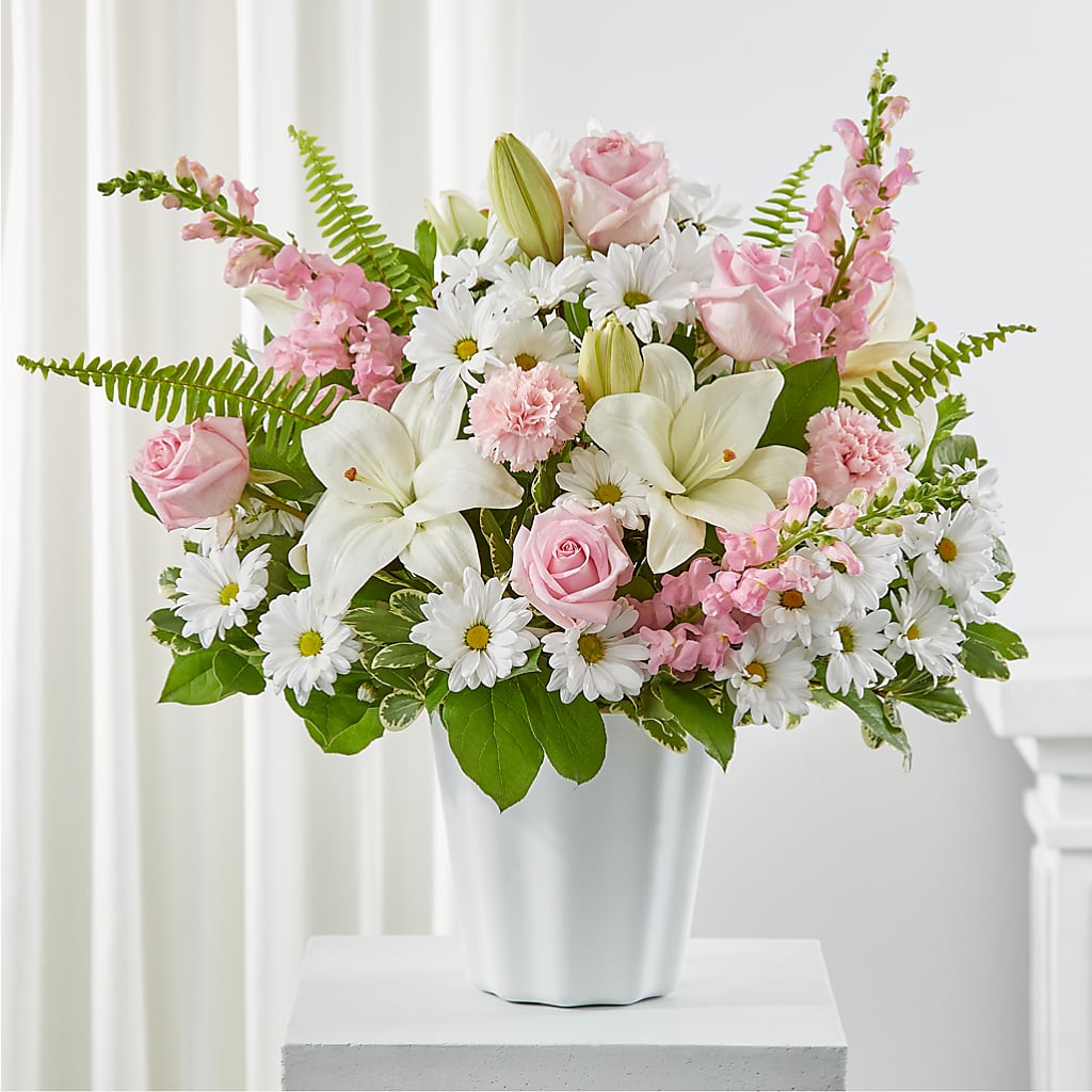 Soft Touch Tabletop Basket – Flowersusa.net, Tontitown AR
