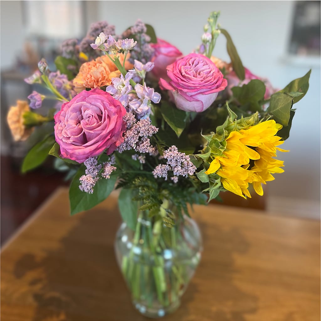 Yellow Brick Road Bouquet – Flowersusa.net, Tontitown AR