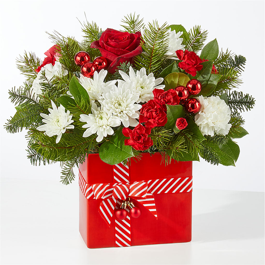 Presents Under the Tree Bouquet –  Flowersusa.net, Tontitown AR