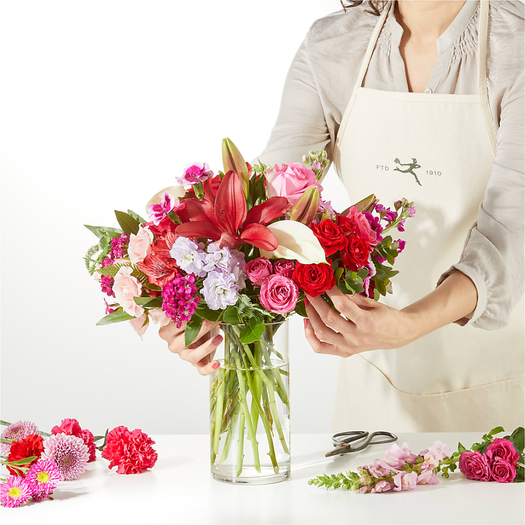 Swooning Over You - A Luxury Florist Original –  Flowersusa.net, Tontitown AR