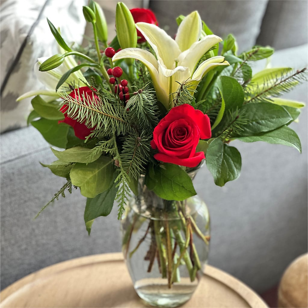 Sparkling Snowflakes Bouquet –  Flowersusa.net, Tontitown AR