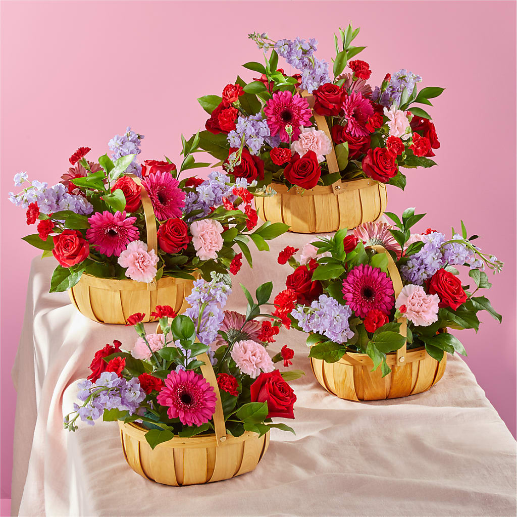 Pink Picnic Basket –  Flowersusa.net, Tontitown AR