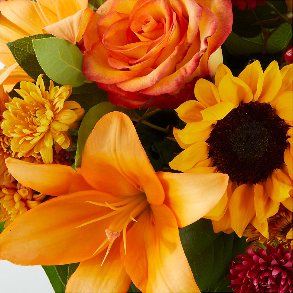 Grateful Centerpiece –  Flowersusa.net, Tontitown AR