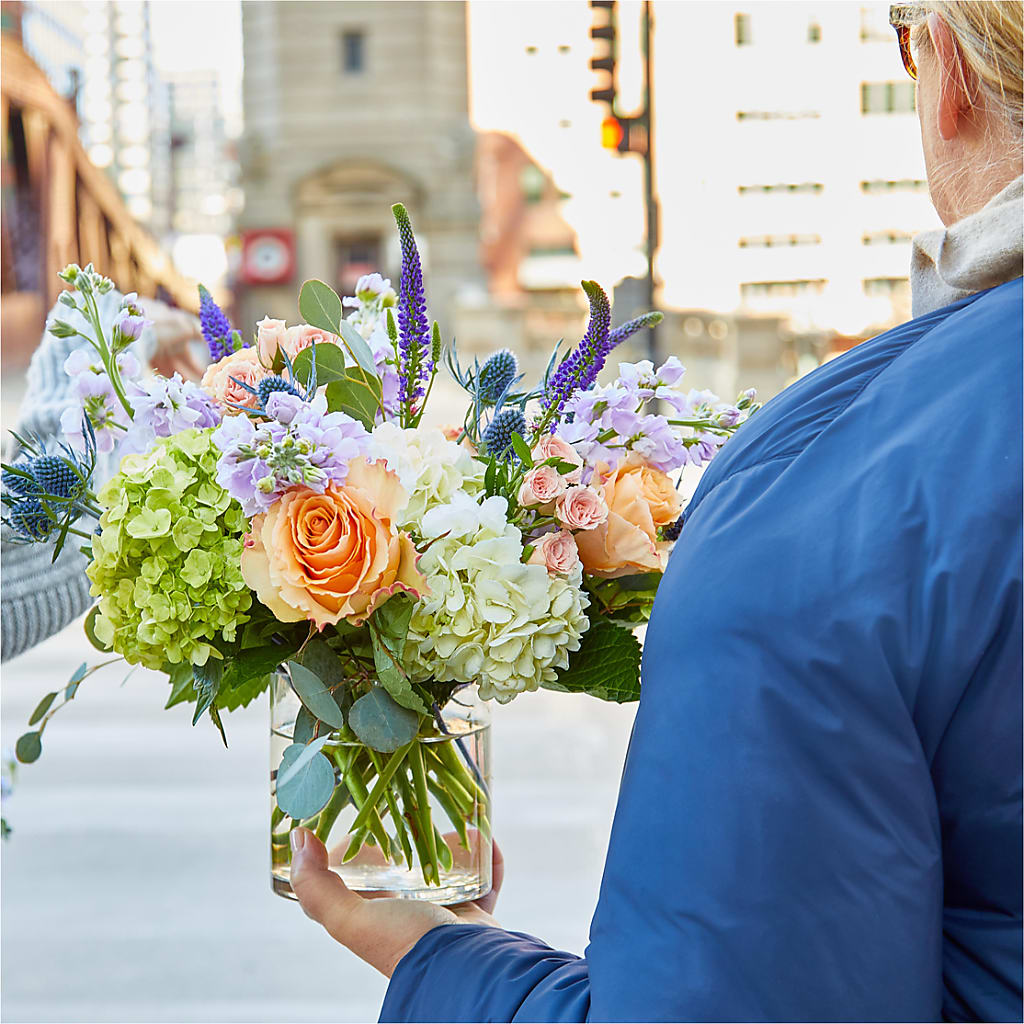 Porch Swing Bouquet –  Flowersusa.net, Tontitown AR